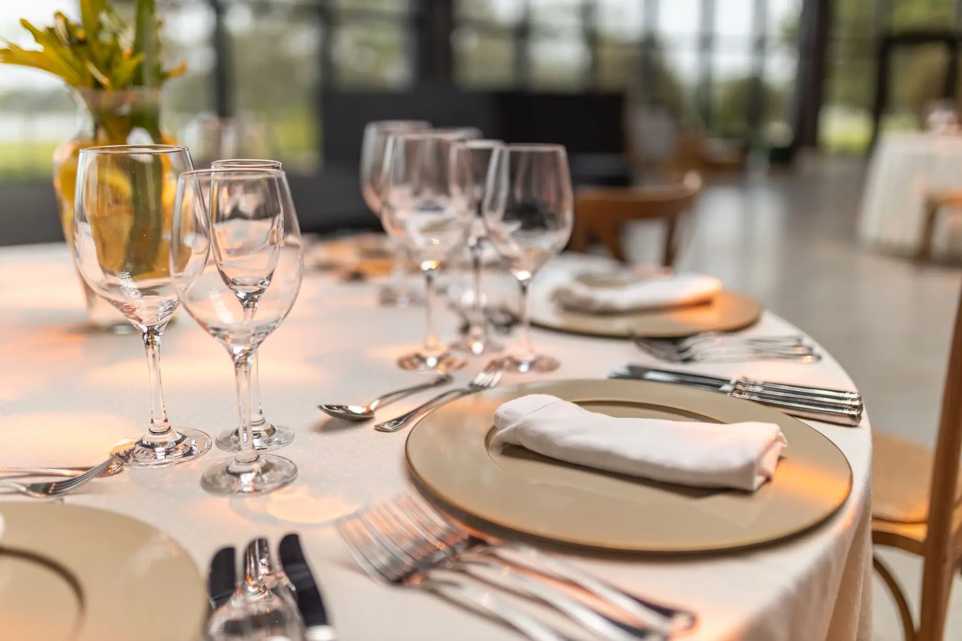 Sandbar Table - Fine Dining Experience