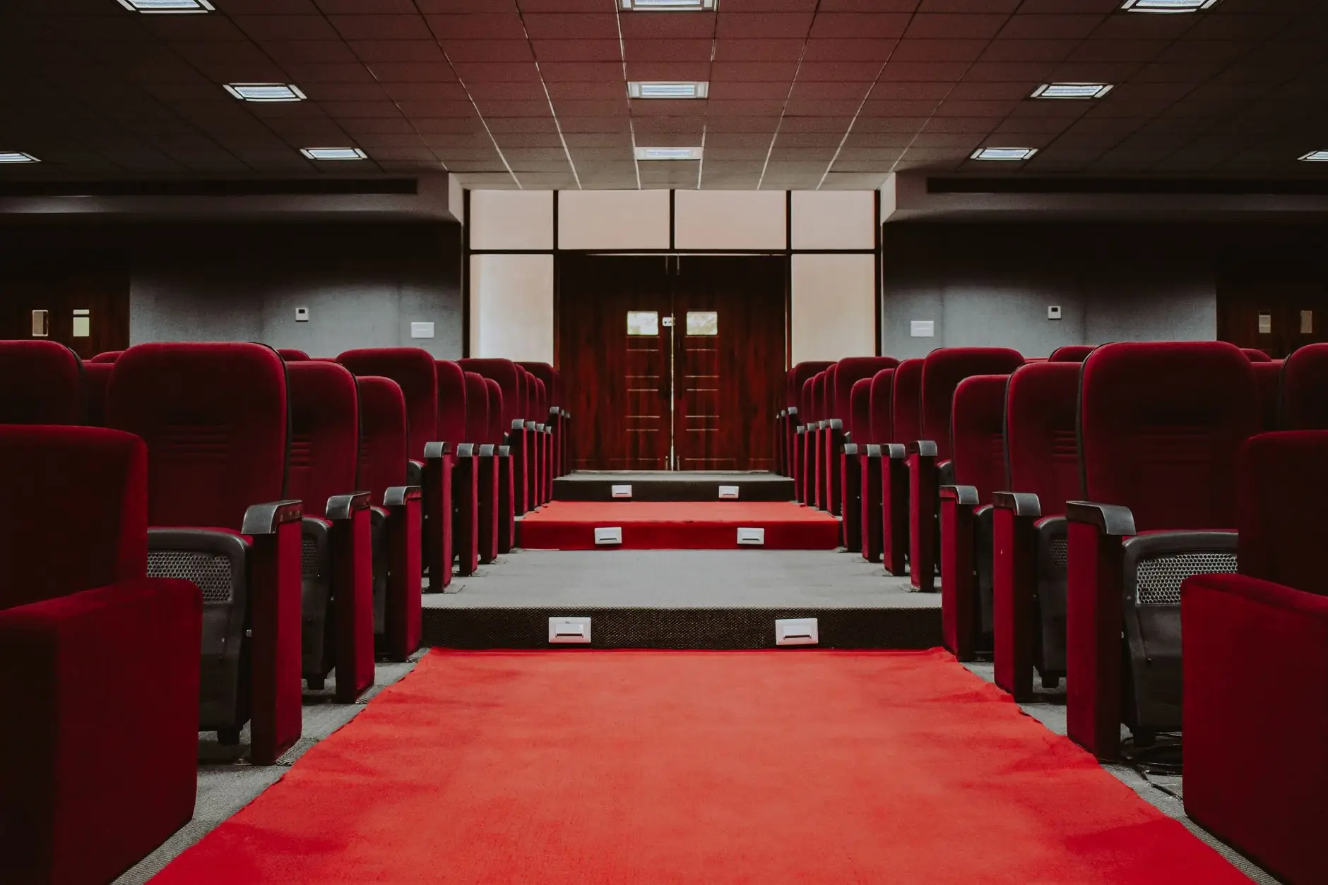 Theater & Entertainment